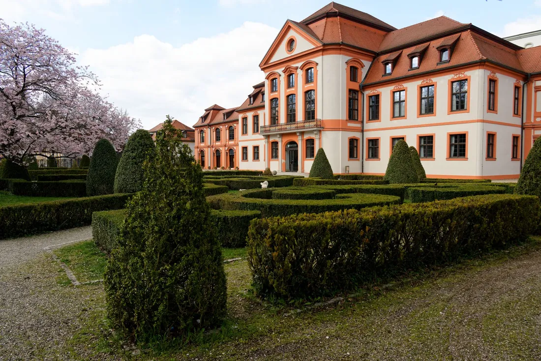 Wohnhaus mit großem Grundstück in Berlin-Zehlendorf